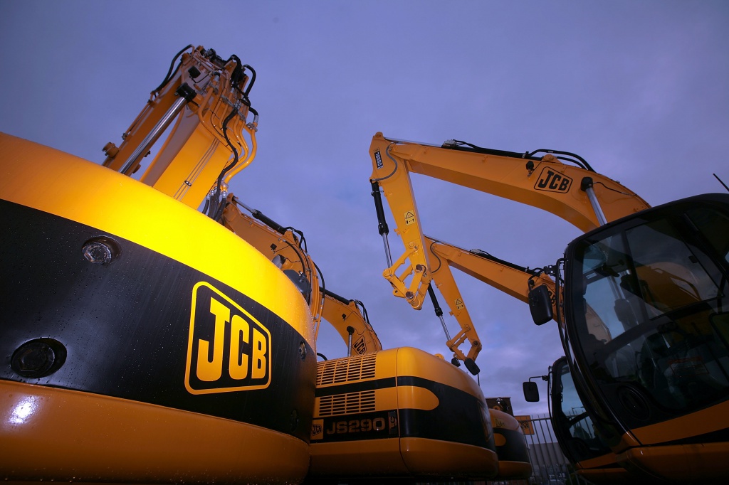 Желтый цвет и немного черного — фирменный стиль JCB Желтый цвет и немного черного — фирменный стиль JCB